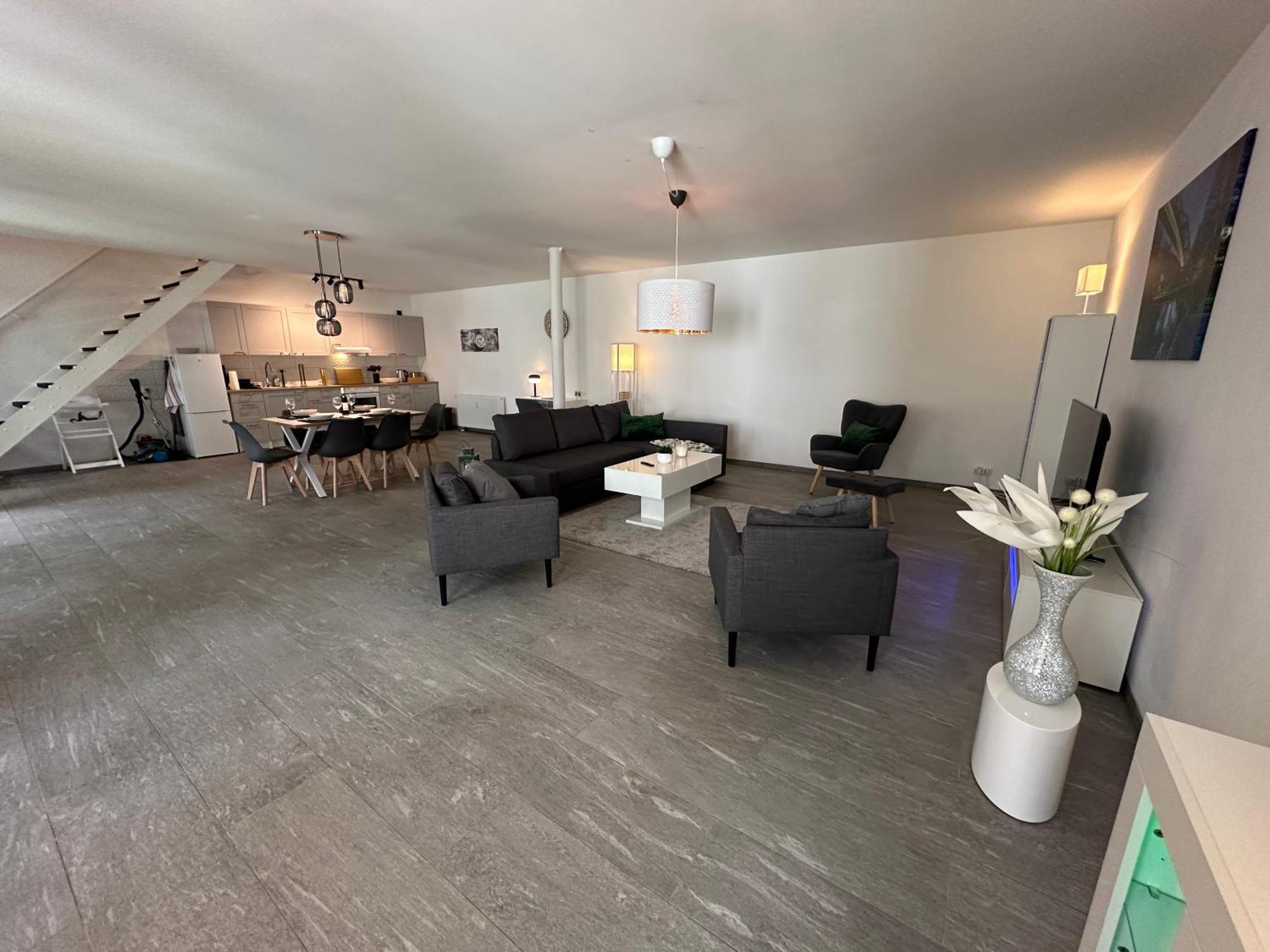 Apartment 20-traumhaftes-modernes Loft Ueber 2 Etagen In Bester Lage Von W-elberfeld-super Ausstattung *