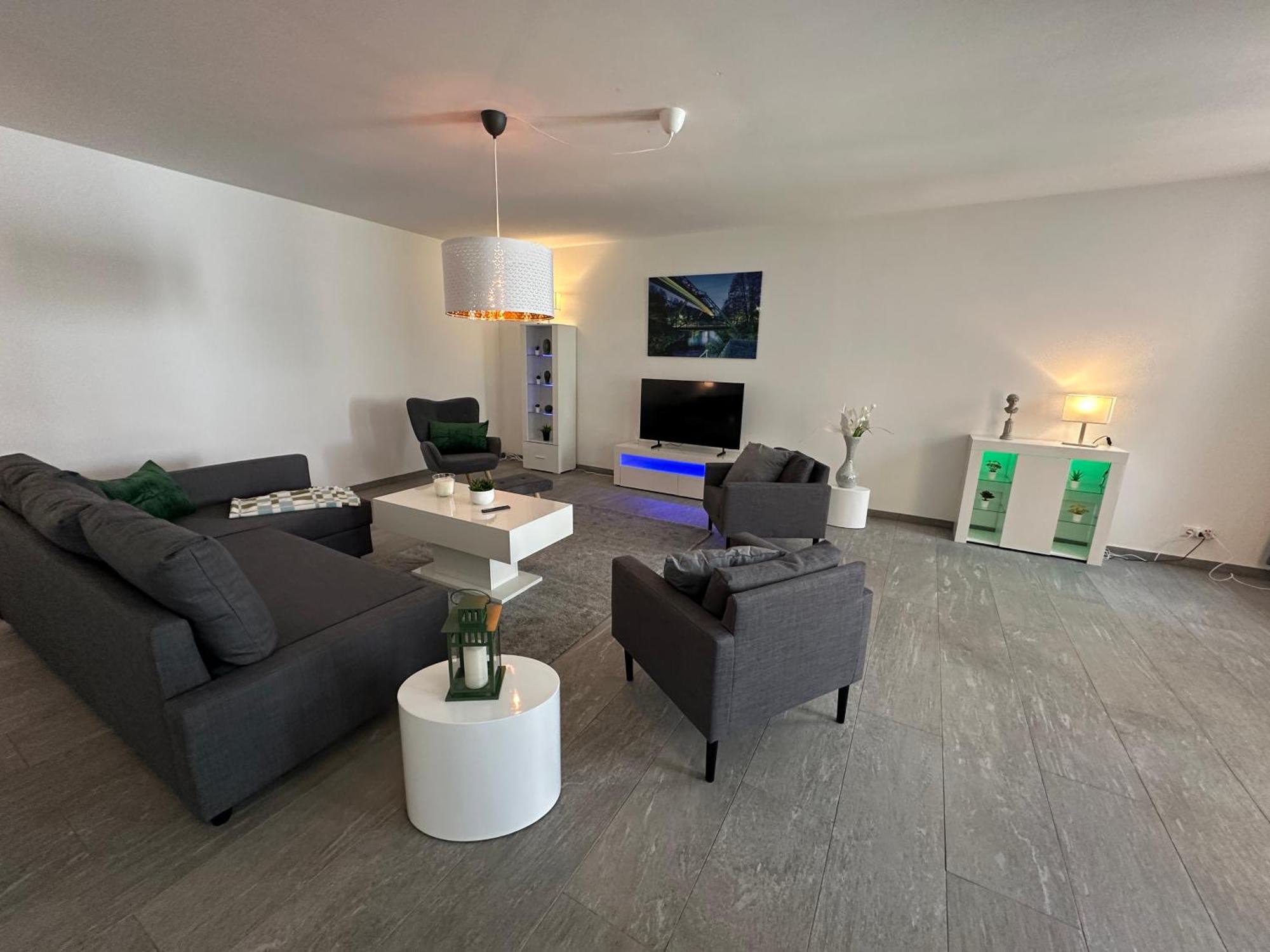 20-traumhaftes-modernes Loft Ueber 2 Etagen In Bester Lage Von W-elberfeld-super Ausstattung *