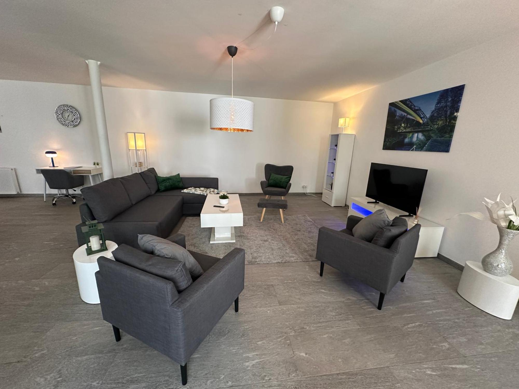 Apartment 20-traumhaftes-modernes Loft Ueber 2 Etagen In Bester Lage Von W-elberfeld-super Ausstattung *